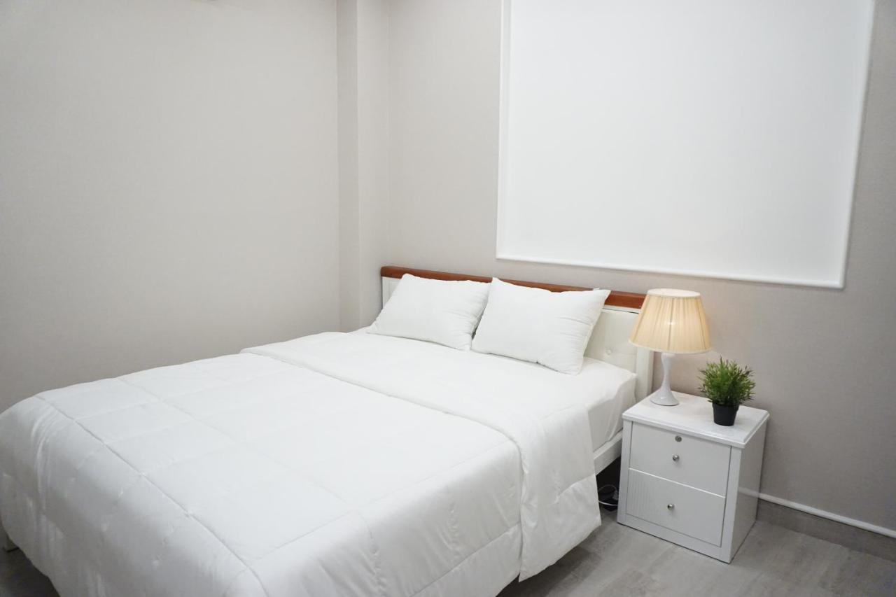 Watage Hostel Хошимин Экстерьер фото