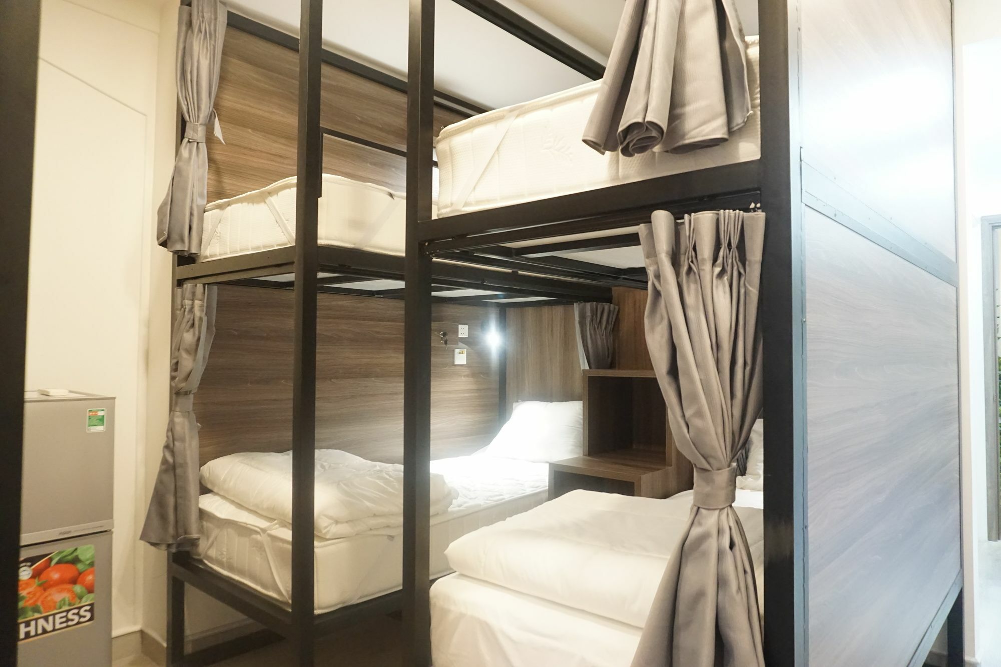 Watage Hostel Хошимин Экстерьер фото