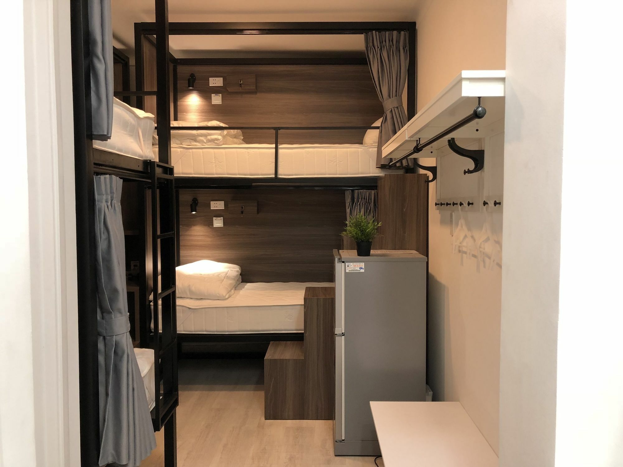 Watage Hostel Хошимин Экстерьер фото