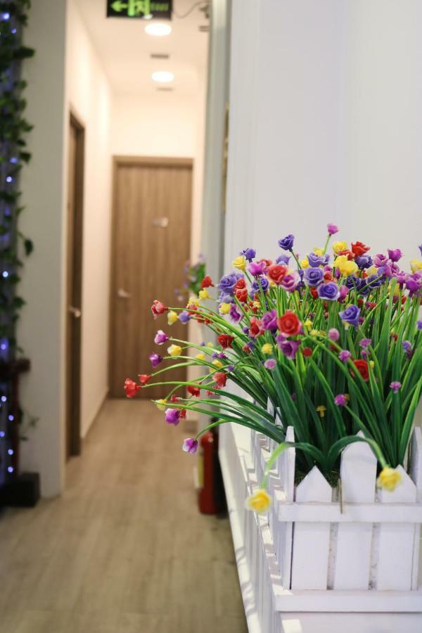 Watage Hostel Хошимин Экстерьер фото