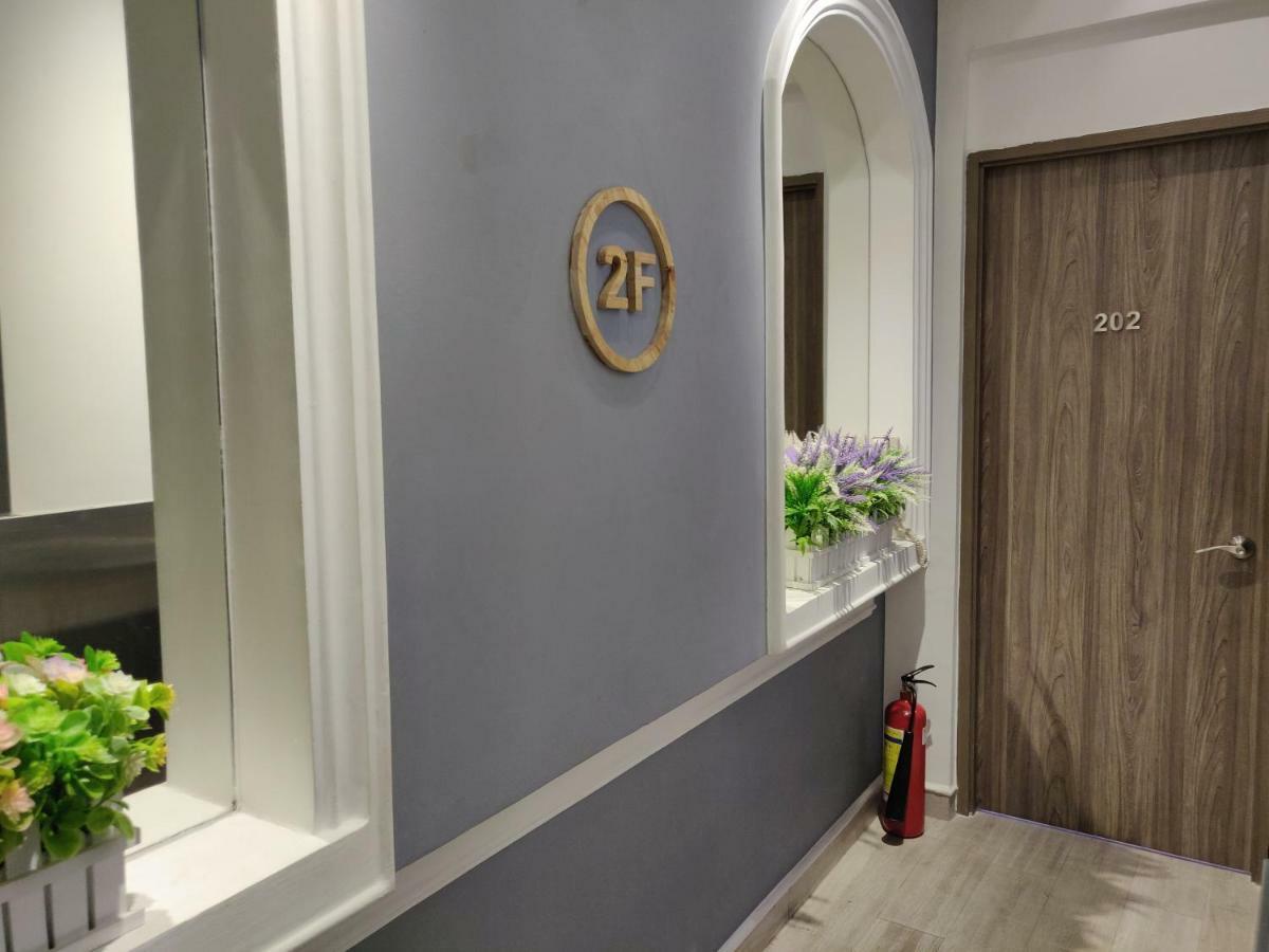 Watage Hostel Хошимин Экстерьер фото