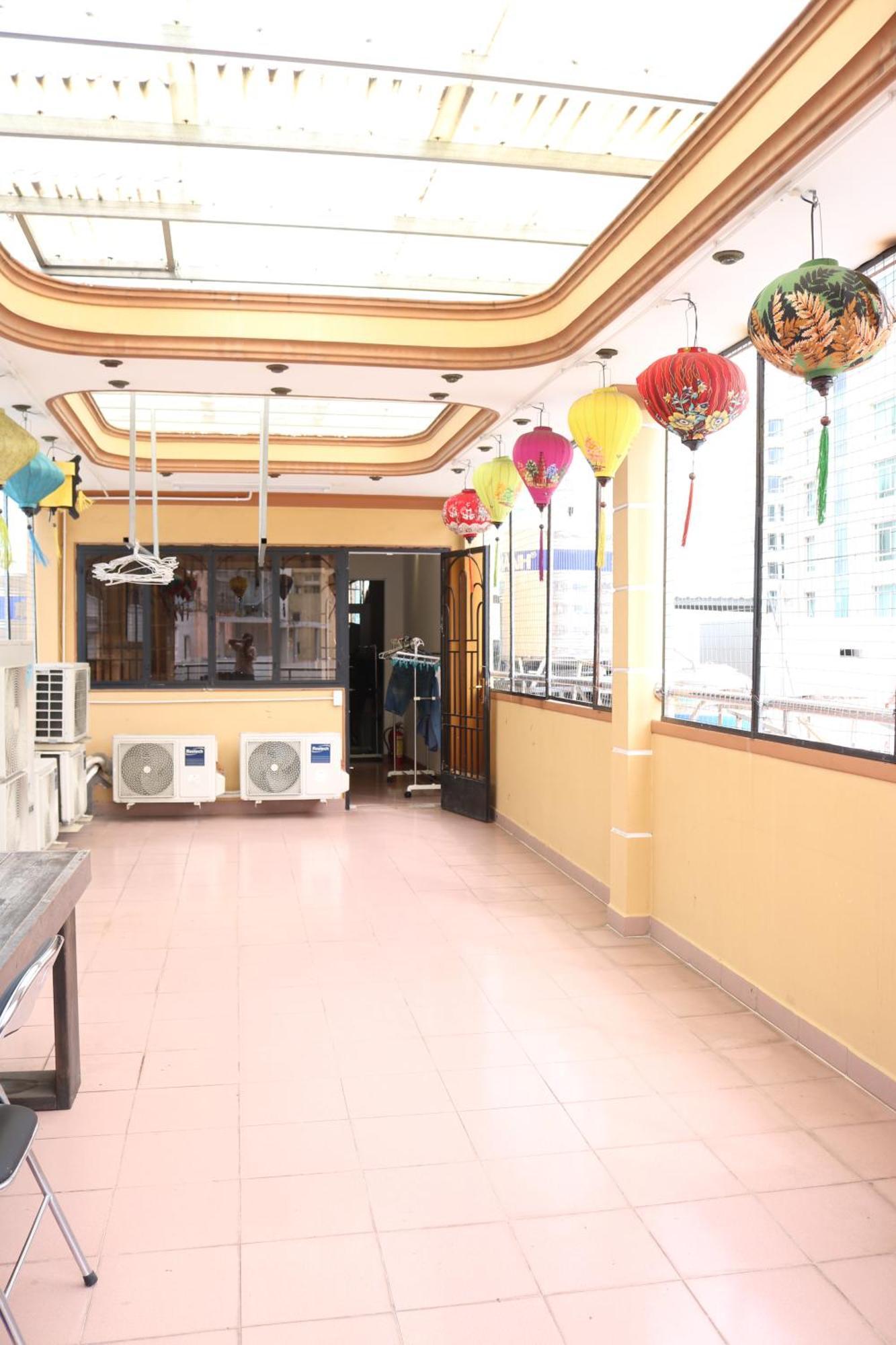 Watage Hostel Хошимин Экстерьер фото